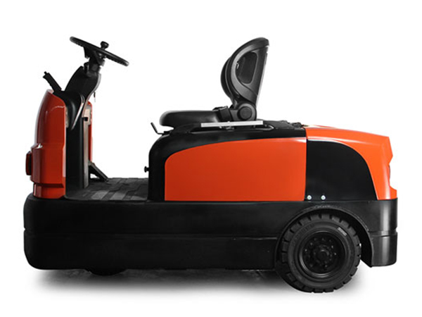 中力電動叉車,6.0噸座駕式電動牽引車QDD60