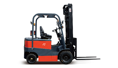 東莞叉車工作時(shí)對(duì)安全有哪些安全要求？